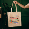 Canta Tote Bag: Bota në Dorën Tënde